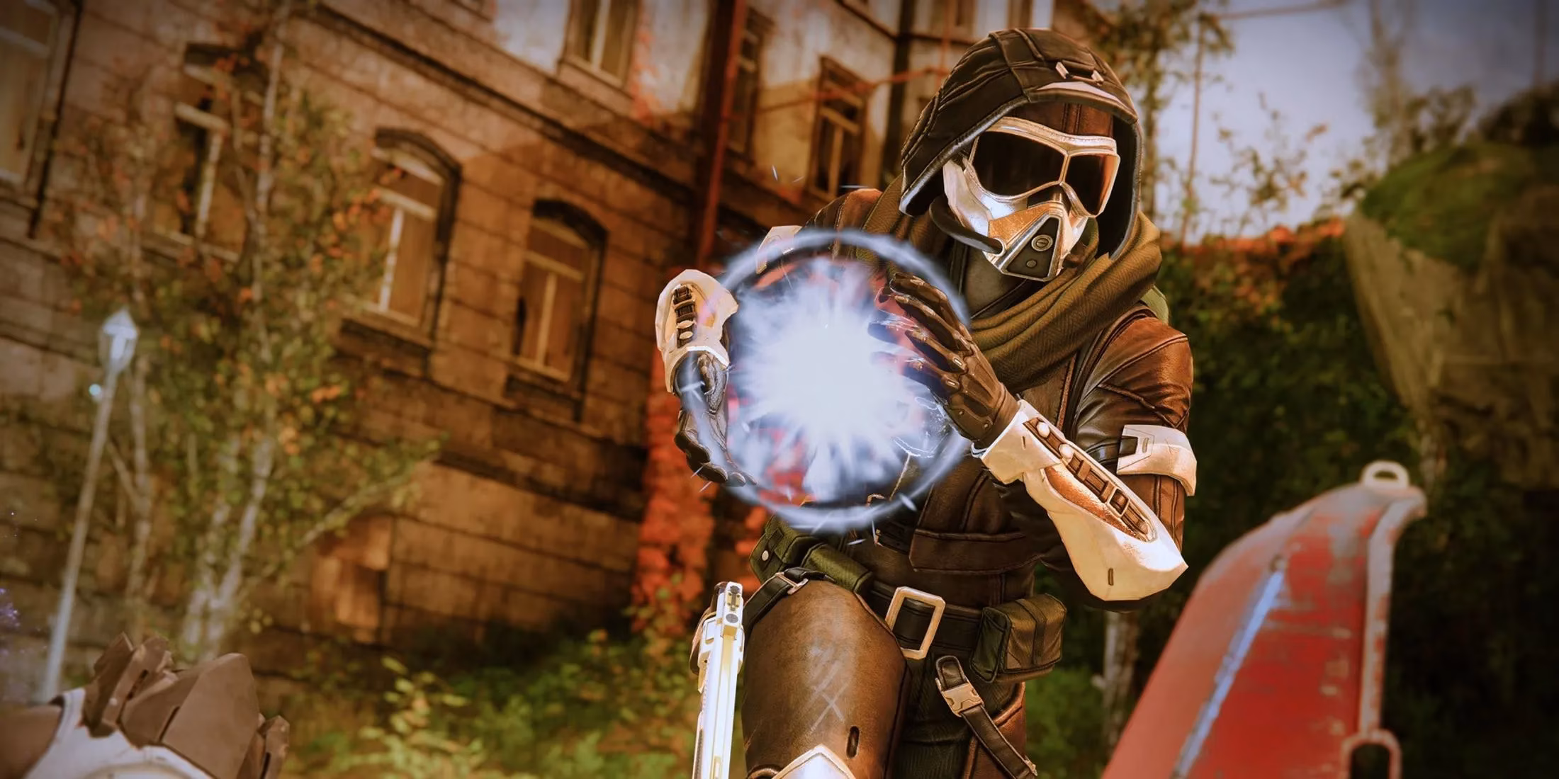 destiny-2-titan-becomes-thanos-in-jaw-dropping-avengers-crossover-masterpiece-image-0